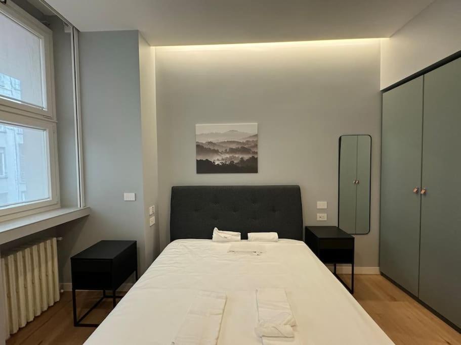 Dolce Missori Apartment Milan Bagian luar foto