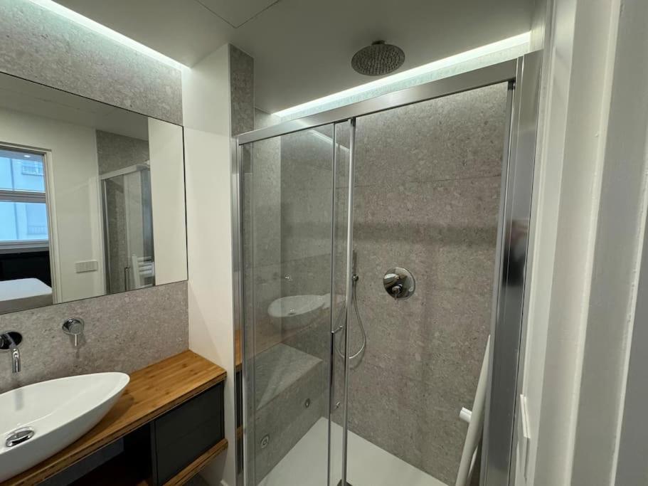 Dolce Missori Apartment Milan Bagian luar foto