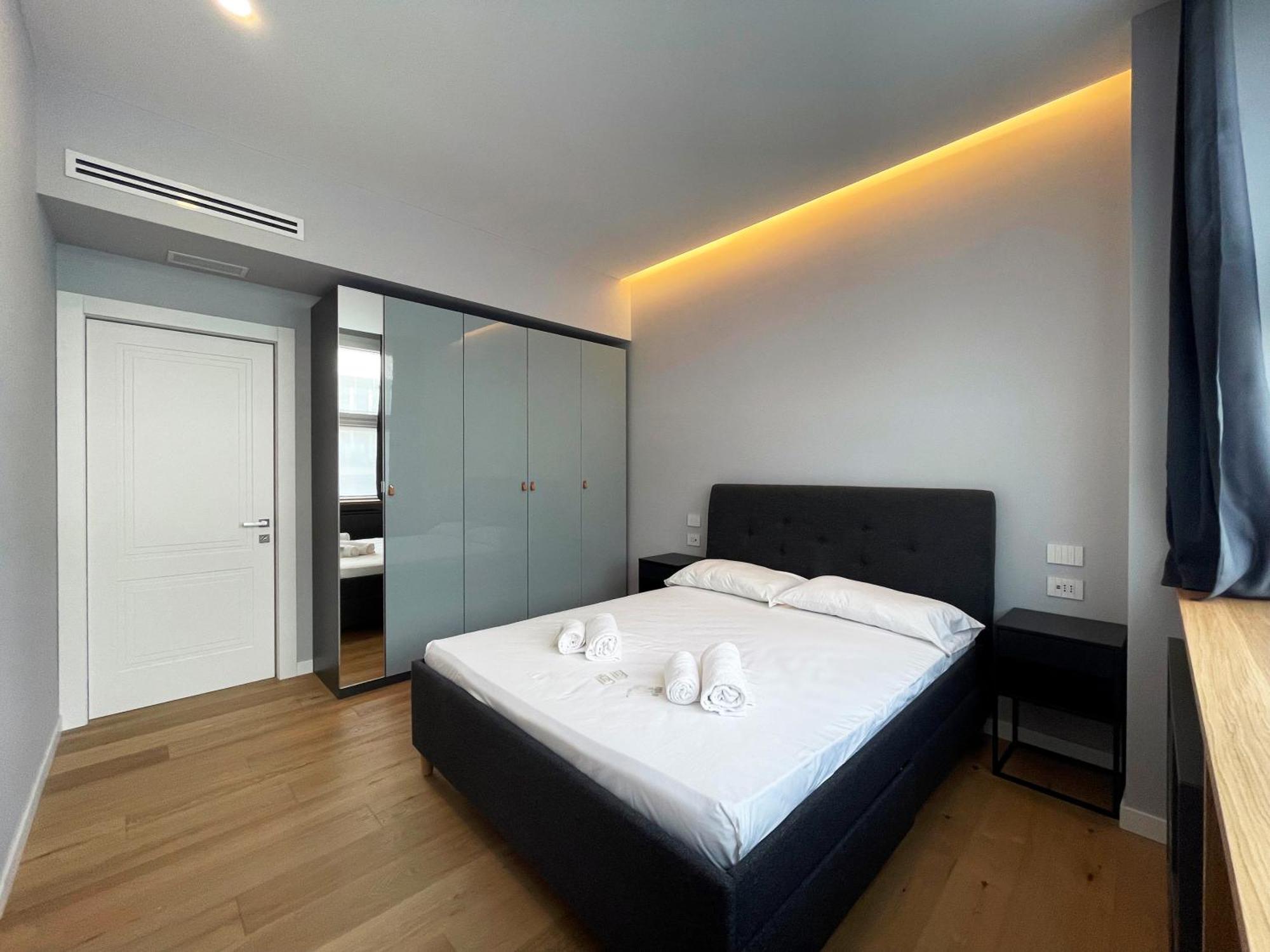 Dolce Missori Apartment Milan Bagian luar foto