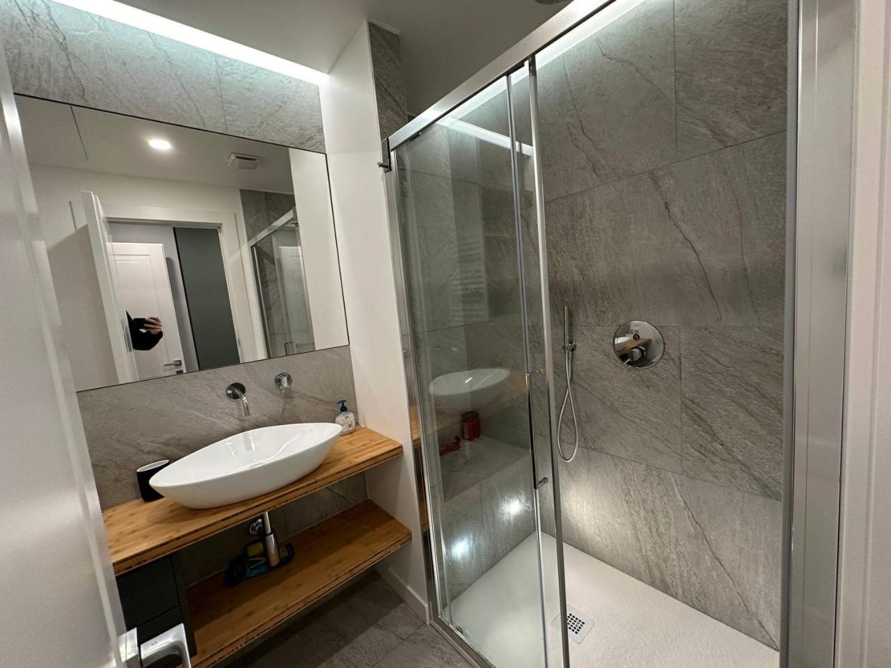 Dolce Missori Apartment Milan Bagian luar foto